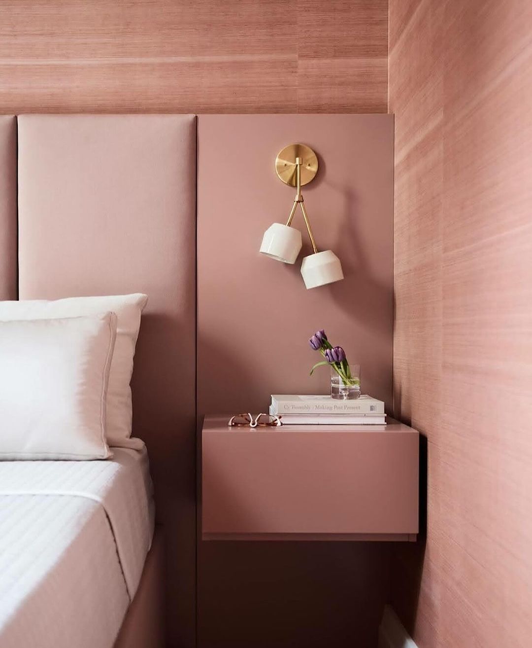 Blush & Dreams: Crafting the Perfect Pink Apartment Bedroom - Infusing Personality into Your Cozy Haven